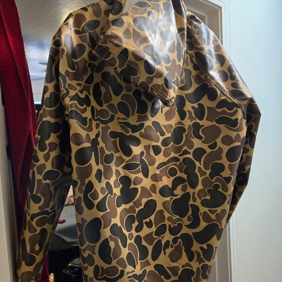 Unisex camouflage raincoat. - Picture 4 of 4